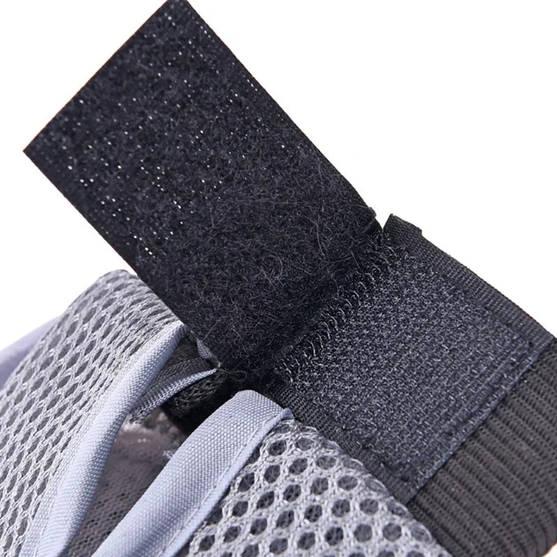 Pet Soft Grooming Glove for Cats and Dogs Hair Removal and Massage