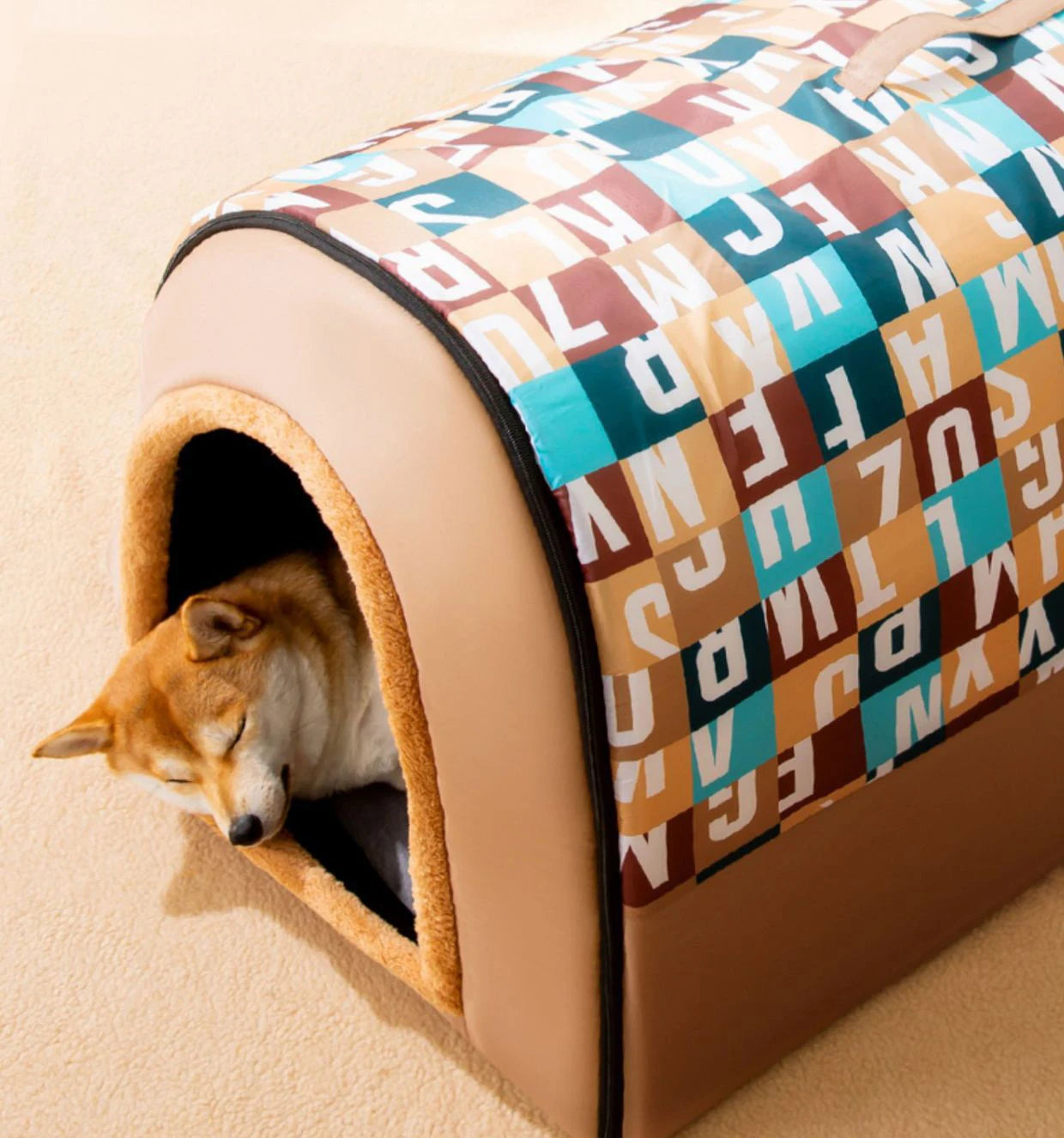 Large Dog House Winter Warm Insulated Outdoor Dog Kennel for Extra Big Dogs Weatherproof Heated Pet Shelter with Removable Roof light brown with colour letters